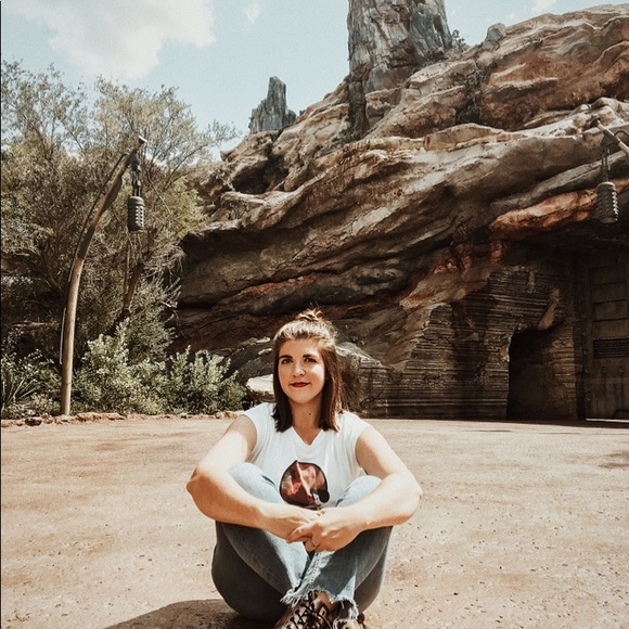 Meet your Posher, Brittany - Picture 5 of 8